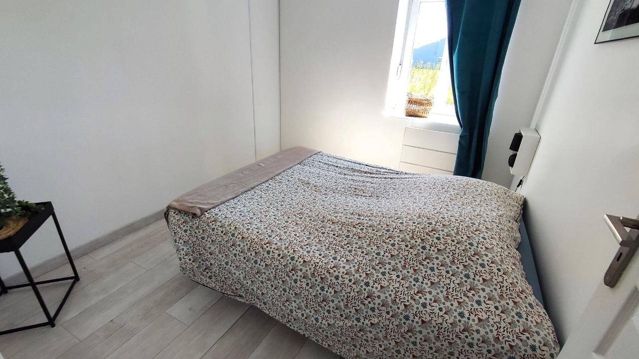 Photo of Bedroom in Damouzy