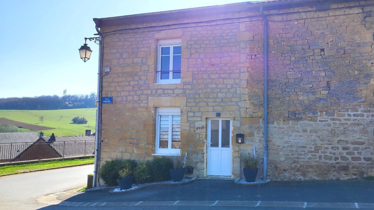 Photo of Outdoor in Sury