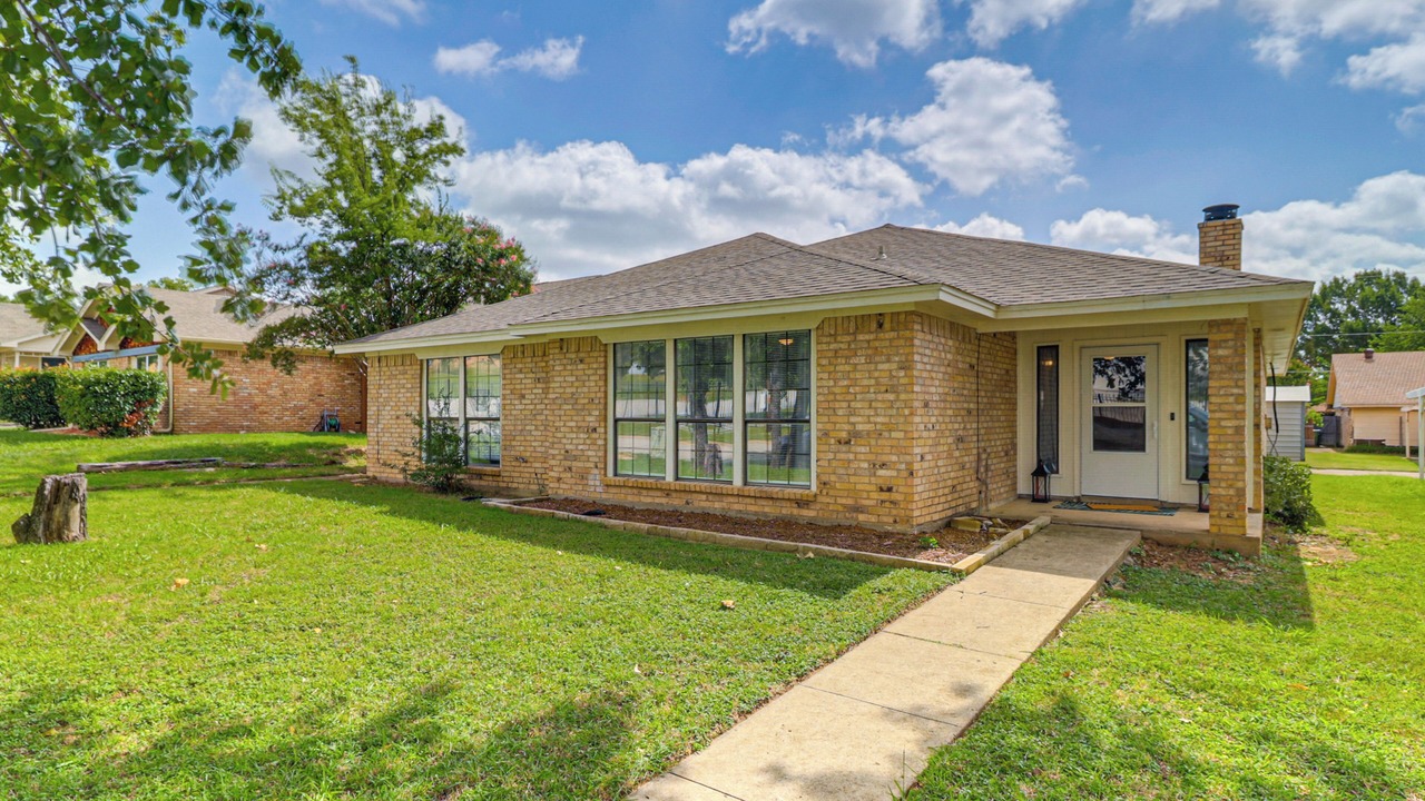 Photo of Outdoor in West Arlington