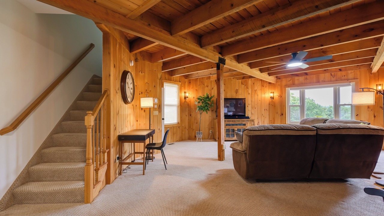Photo of Livingroom in Chestertown