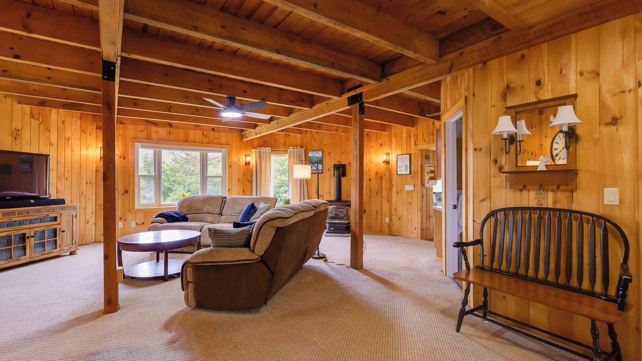 Photo of Livingroom in Chestertown