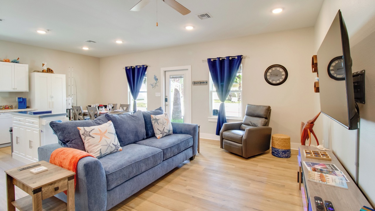 Photo of Livingroom in Fulton