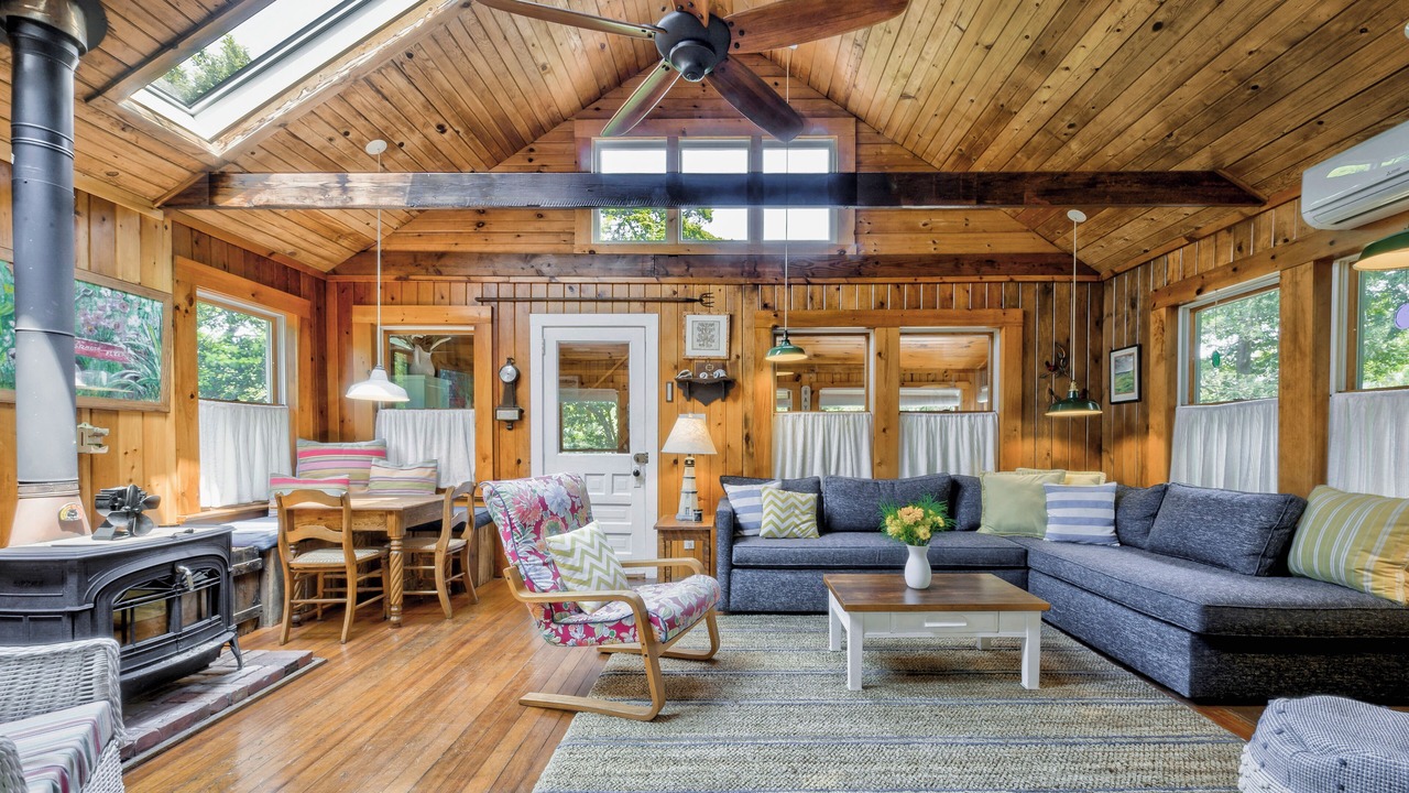 Photo of Livingroom in Ocean Bay Park