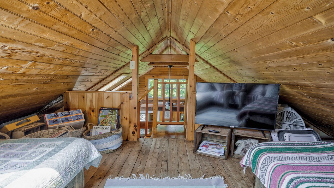 Photo of Bedroom in Ocean Bay Park