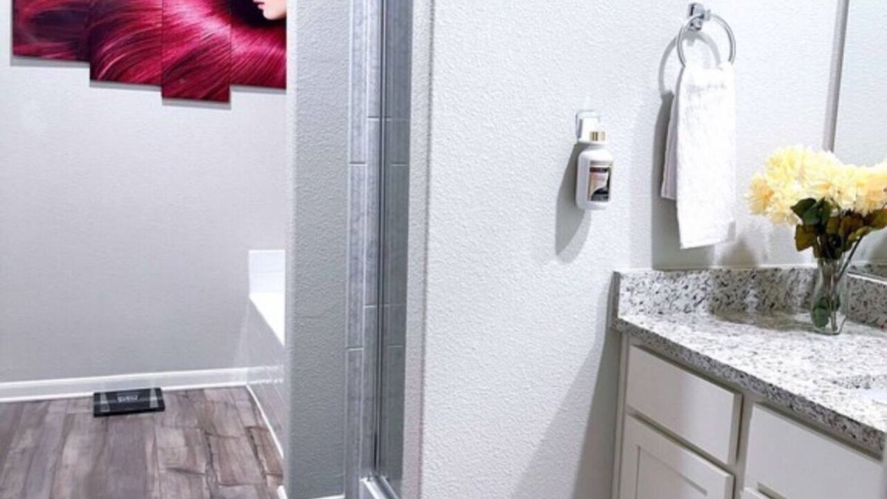 Photo of Bathroom in Anna