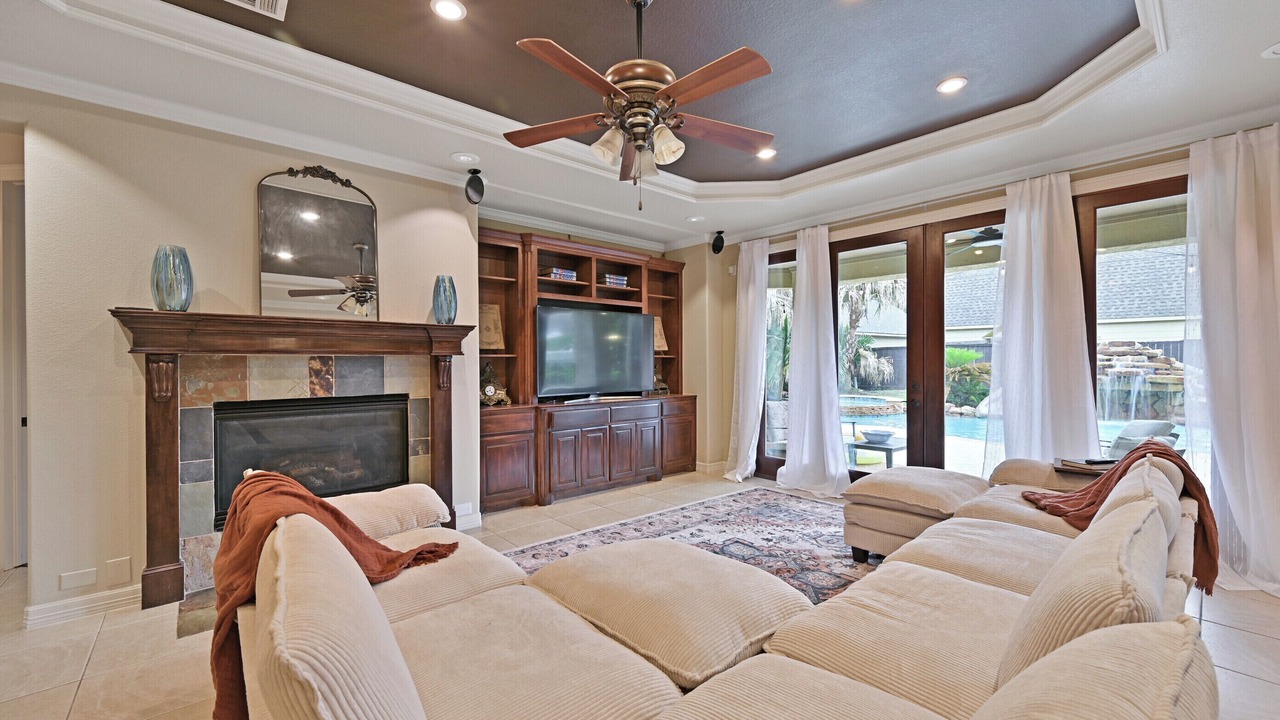 Photo of Livingroom in Friendswood