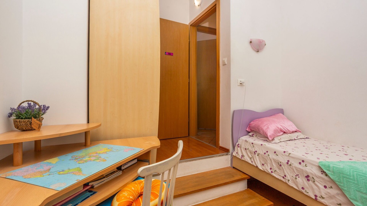 Photo of Bedroom in Ika
