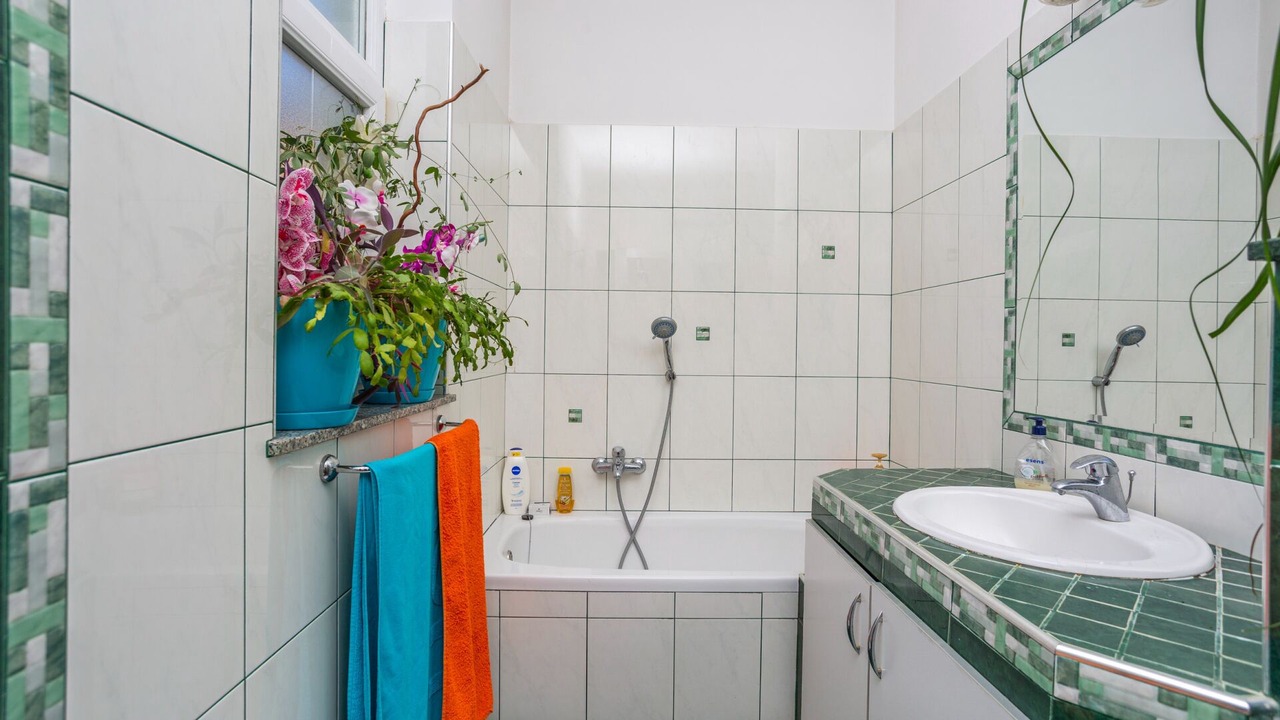 Photo of Bathroom in Ika