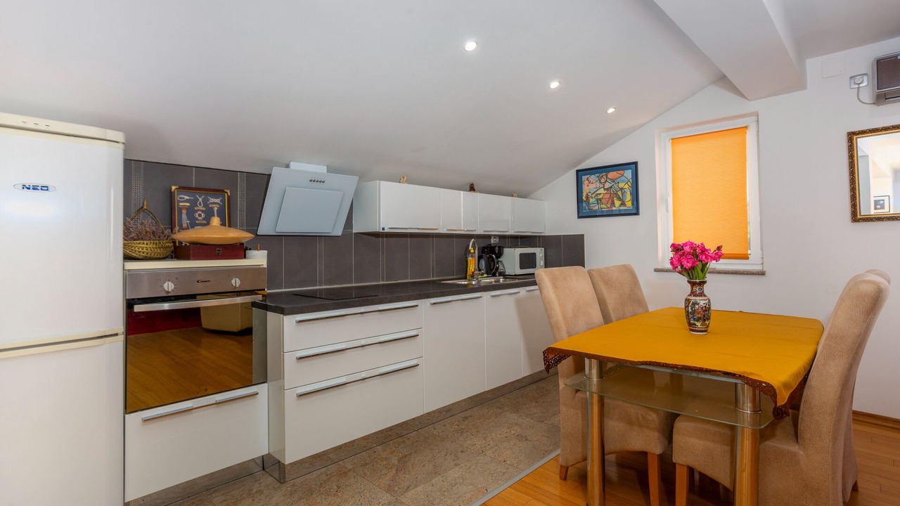 Photo of Kitchen in Bregi