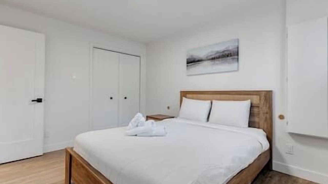 Photo of Bedroom in Lac-Swell
