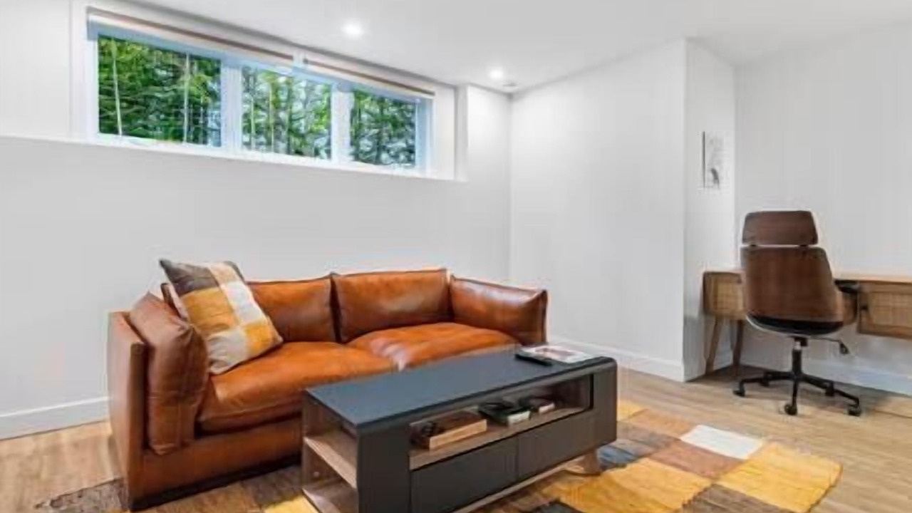 Photo of Livingroom in Lac-Swell