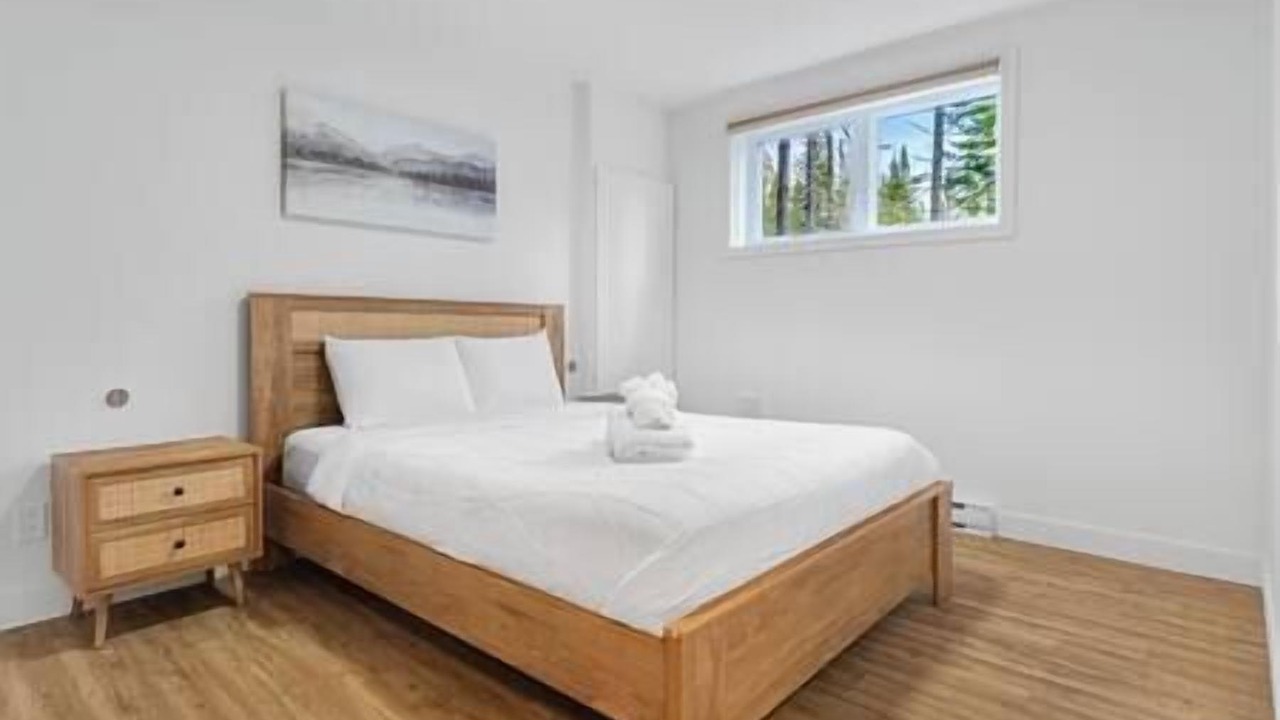 Photo of Bedroom in Lac-Swell
