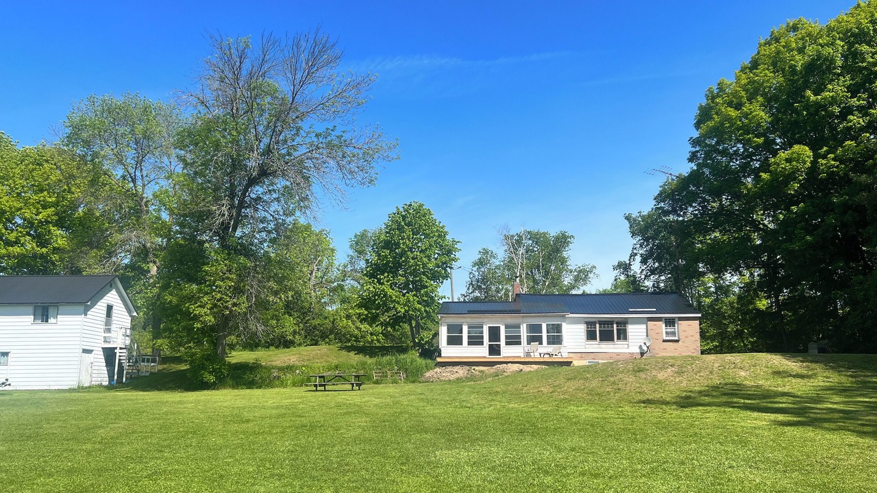 Photo of Outdoor in Frontenac