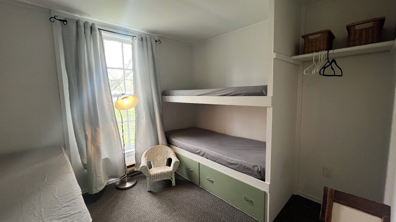 Photo of Bedroom in Frontenac