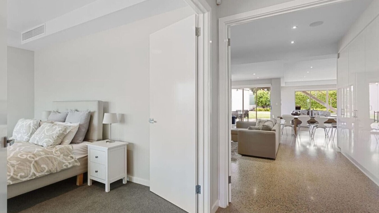 Photo of Bedroom in Long Flat