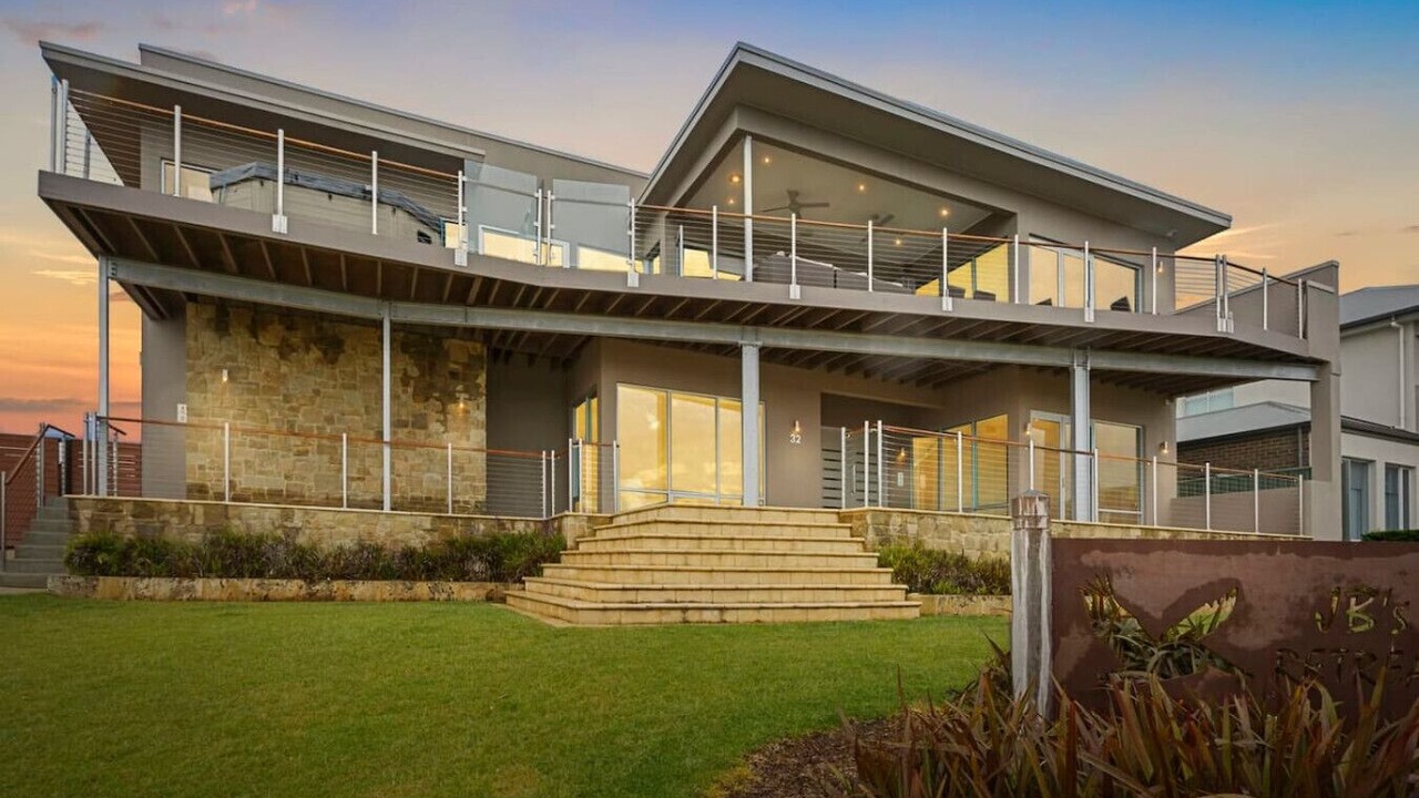 Photo of Outdoor in Long Flat