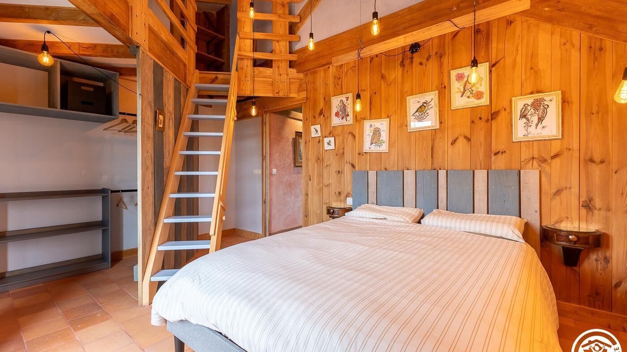 Photo of Bedroom in Montcel