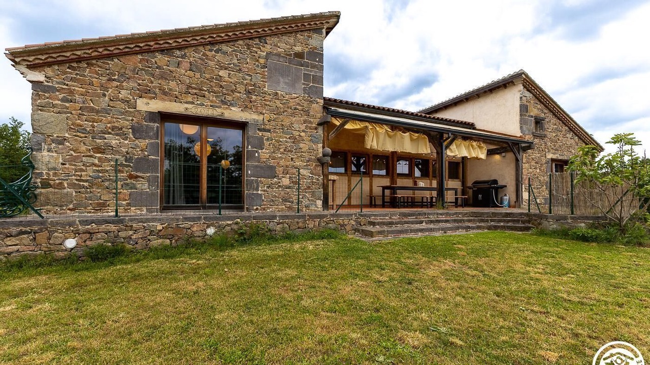 Photo of Outdoor in Montcel