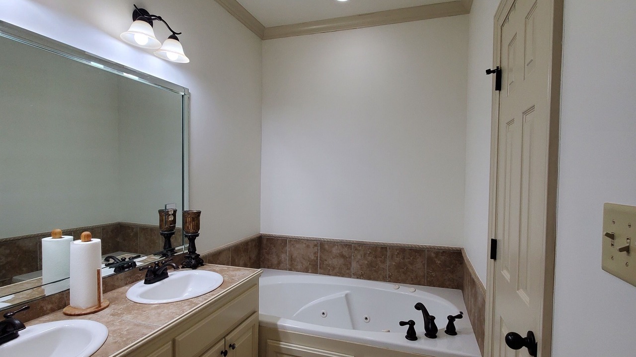 Photo of Bathroom in Carencro