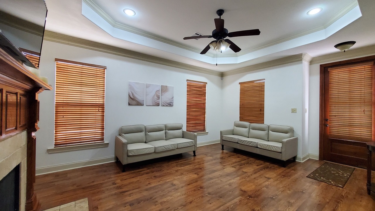 Photo of Livingroom in Carencro