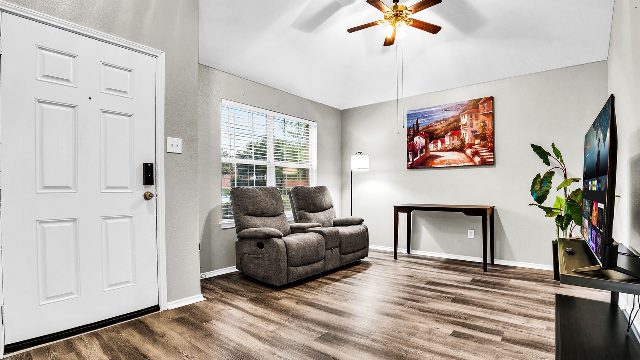 Photo of Livingroom in Lancaster