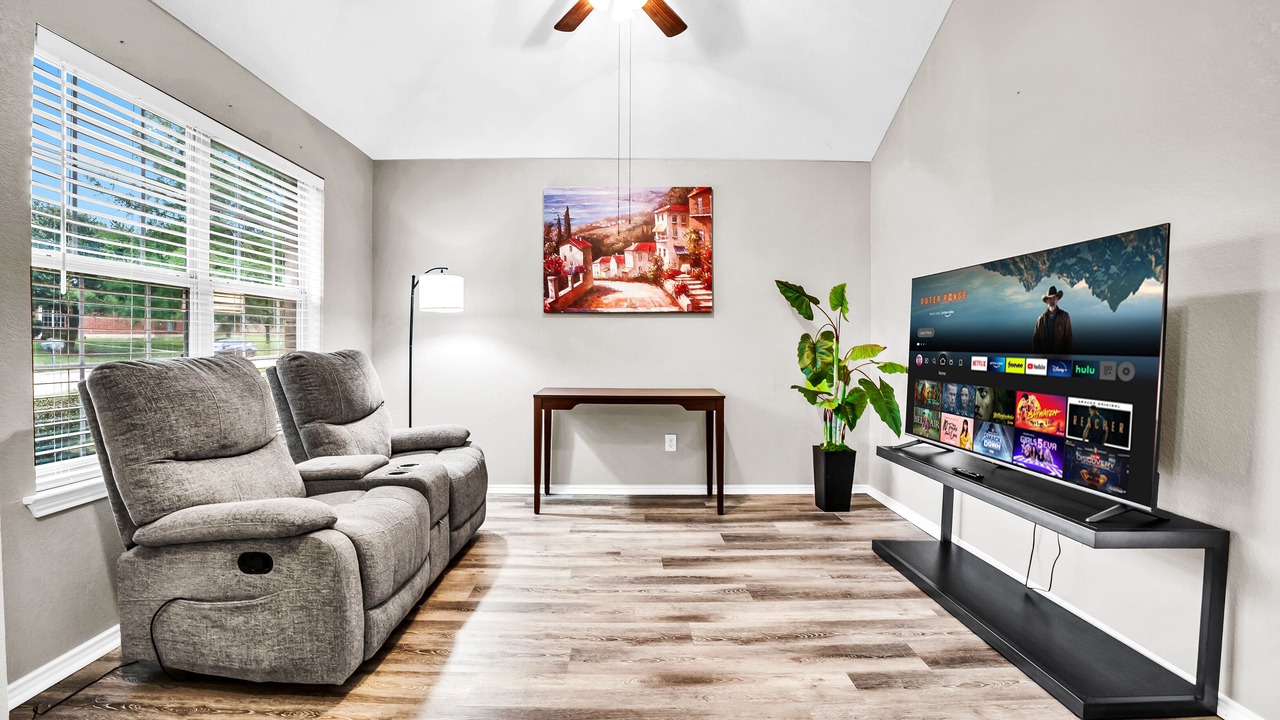 Photo of Livingroom in Lancaster