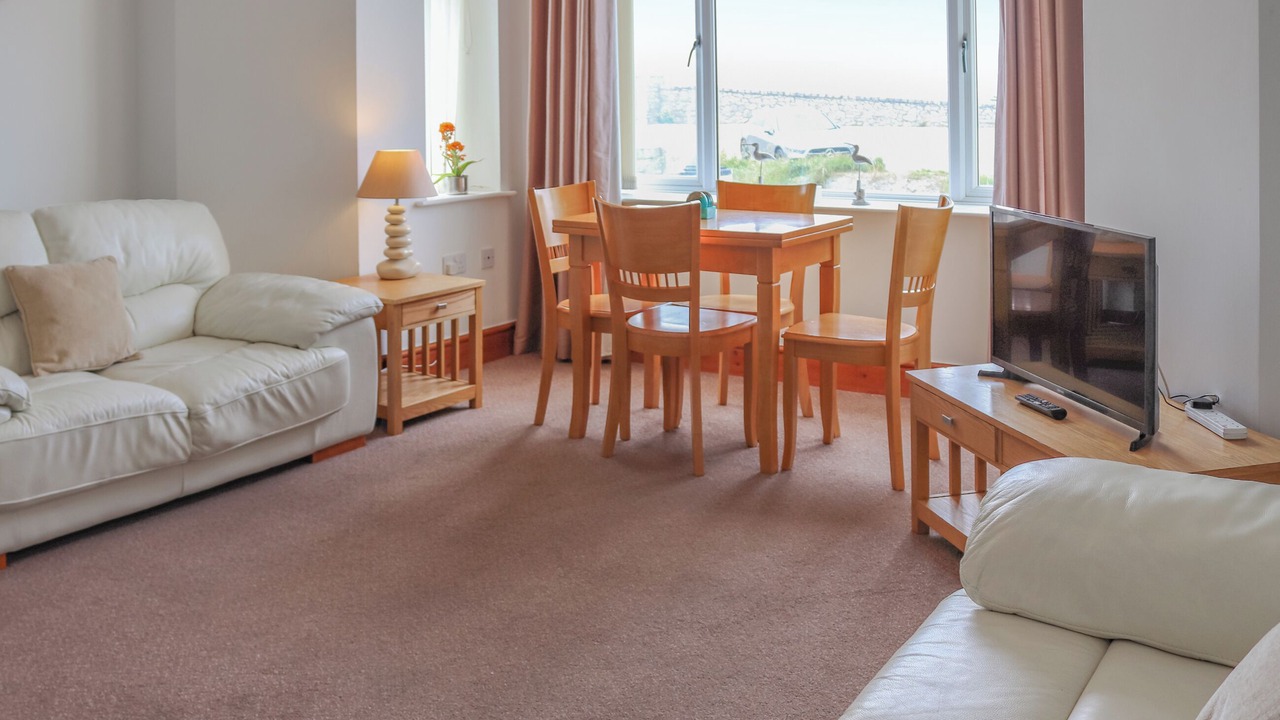 Photo of Others in Dinas Dinlle