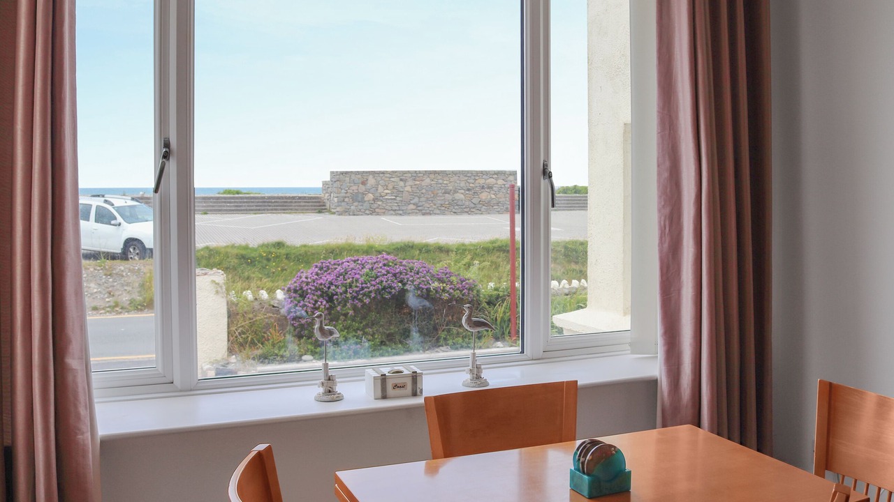 Photo of Others in Dinas Dinlle