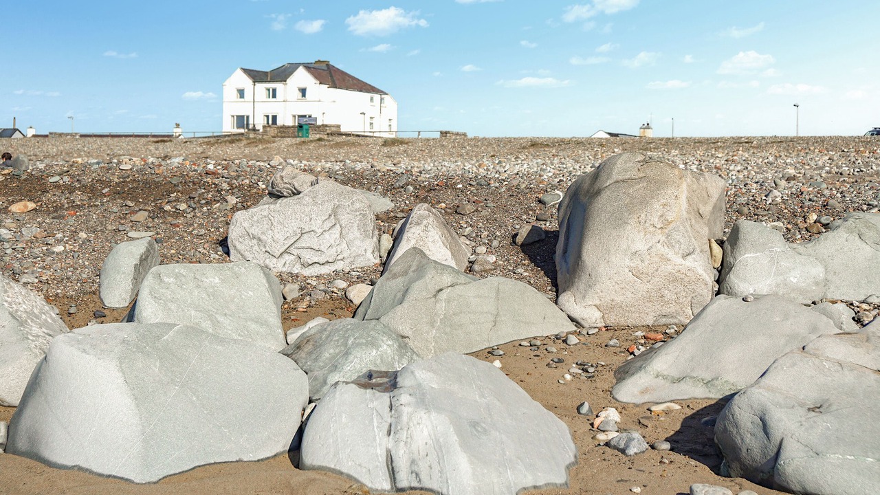 Photo of Others in Dinas Dinlle