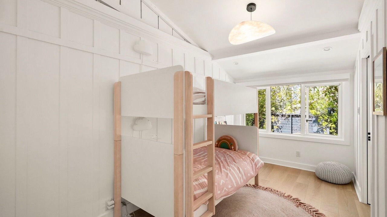 Photo of Bedroom in Diamond Crestview