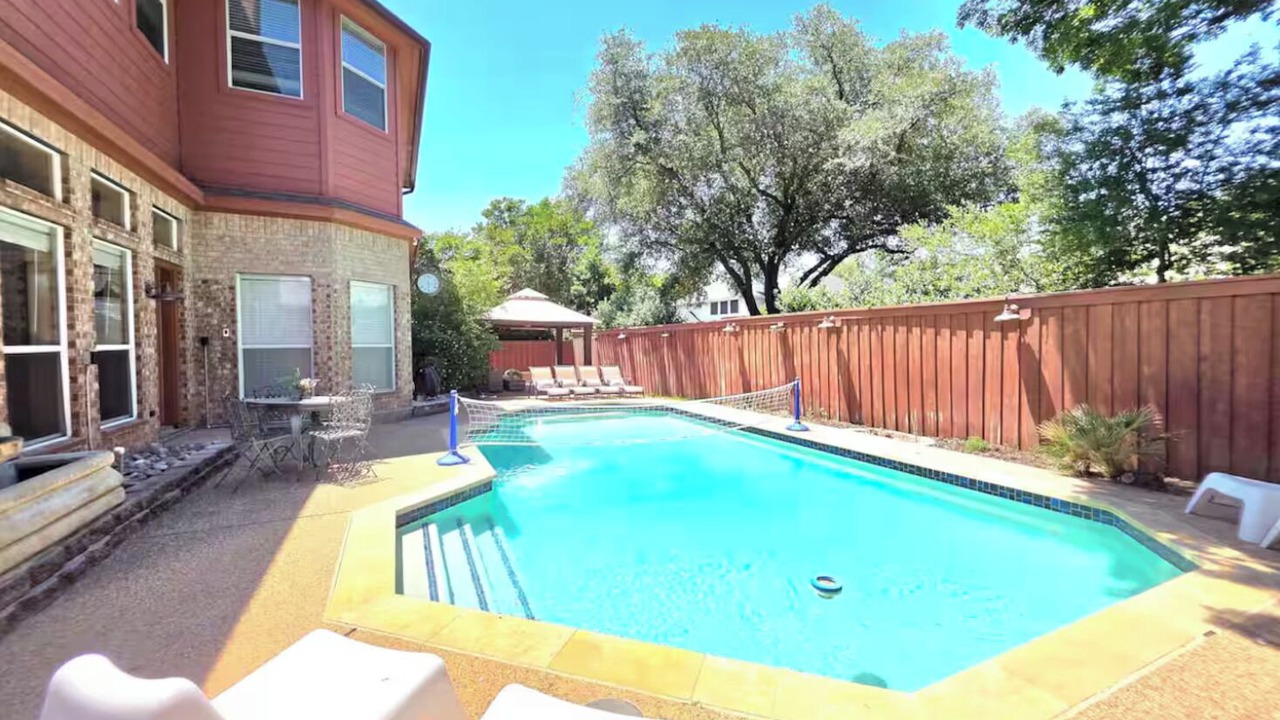 Photo of Outdoor in Flower Mound