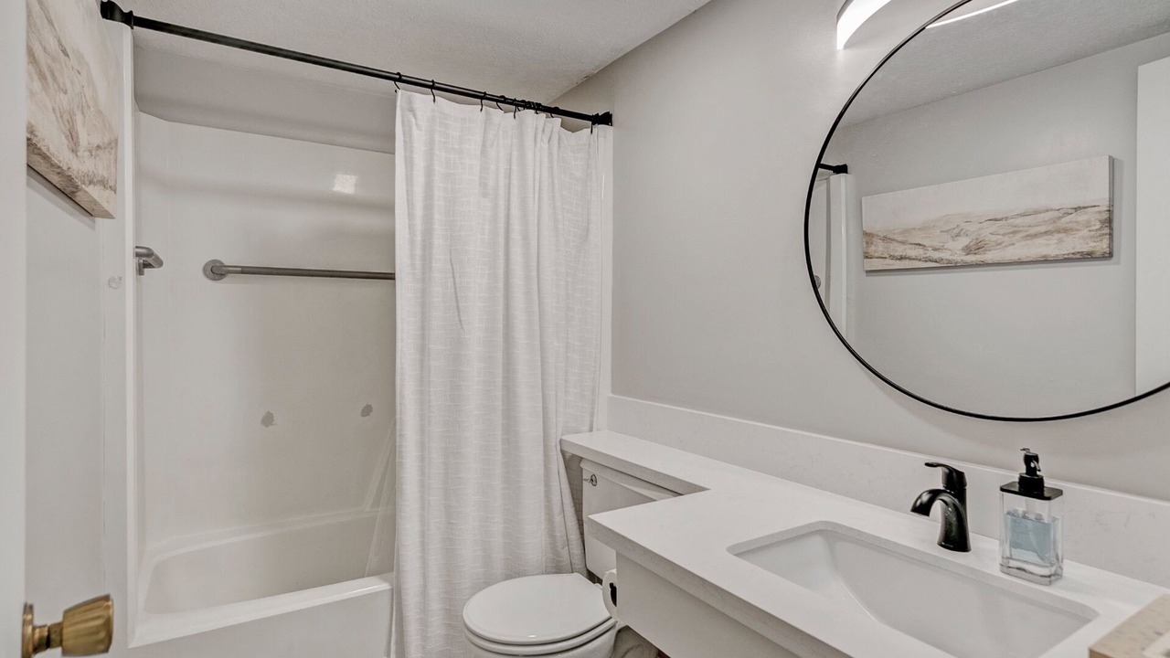 Photo of Bathroom in Brookeland