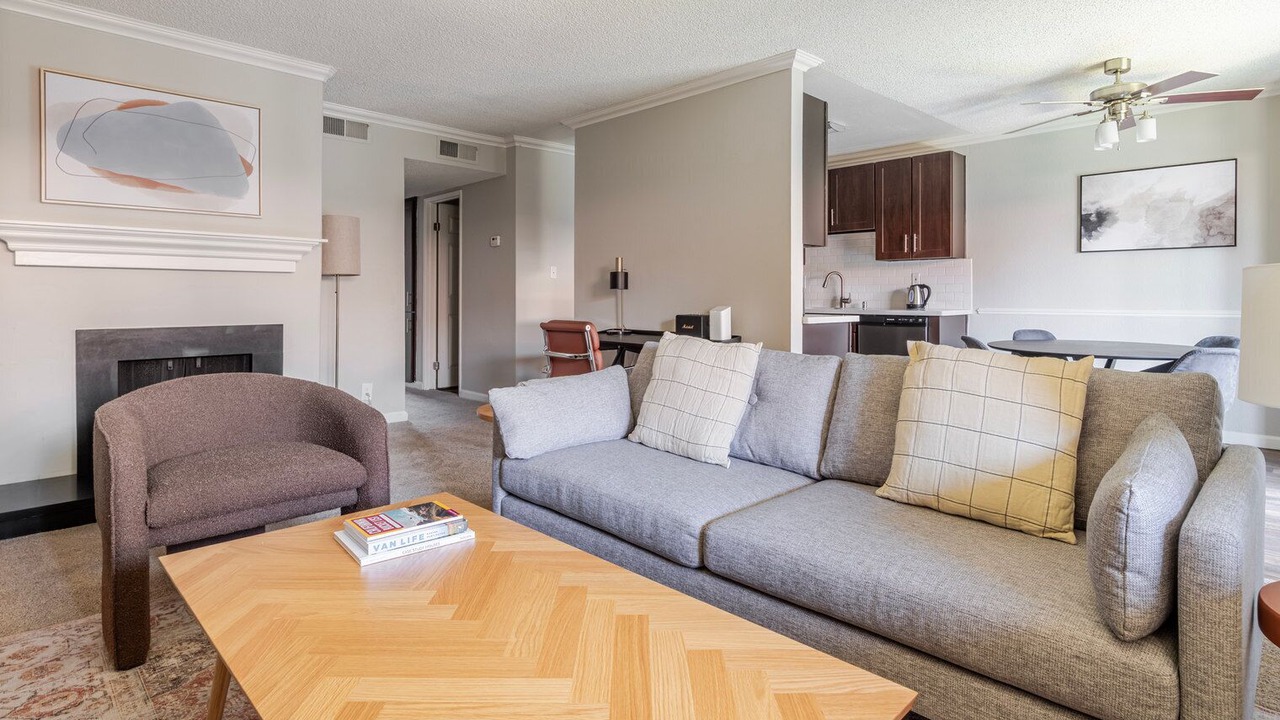 Photo of Livingroom in Campbell