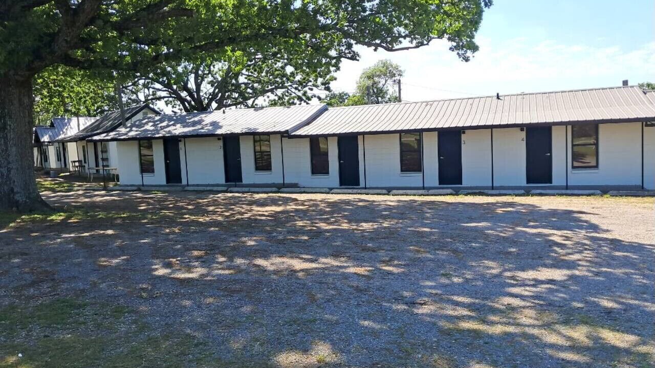 Photo of Outdoor in Cookson