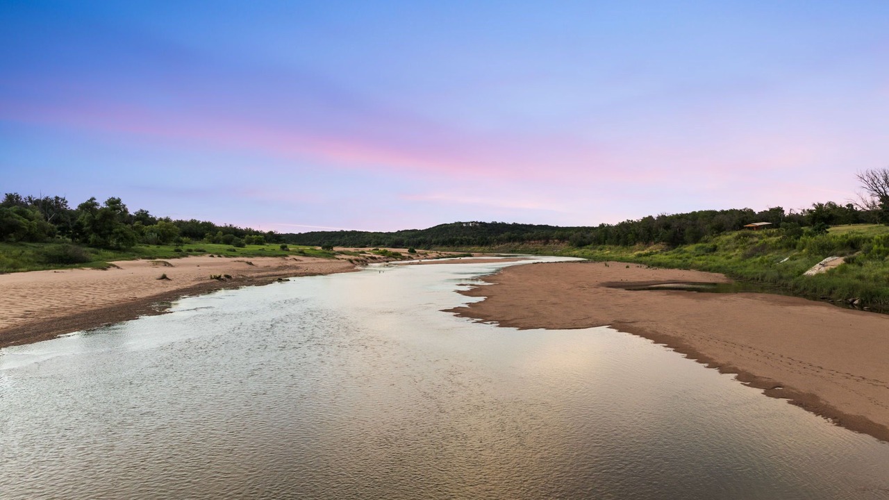 Photo of Others in Marble Falls