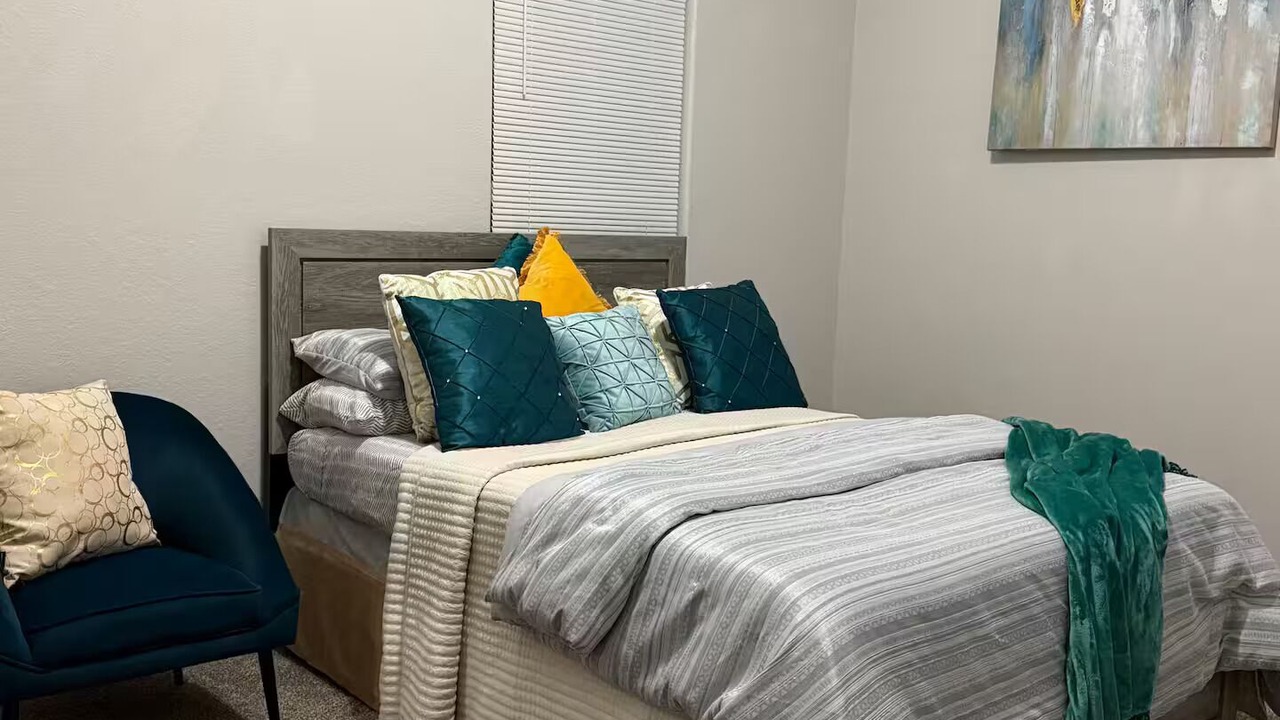 Photo of Bedroom in Cove