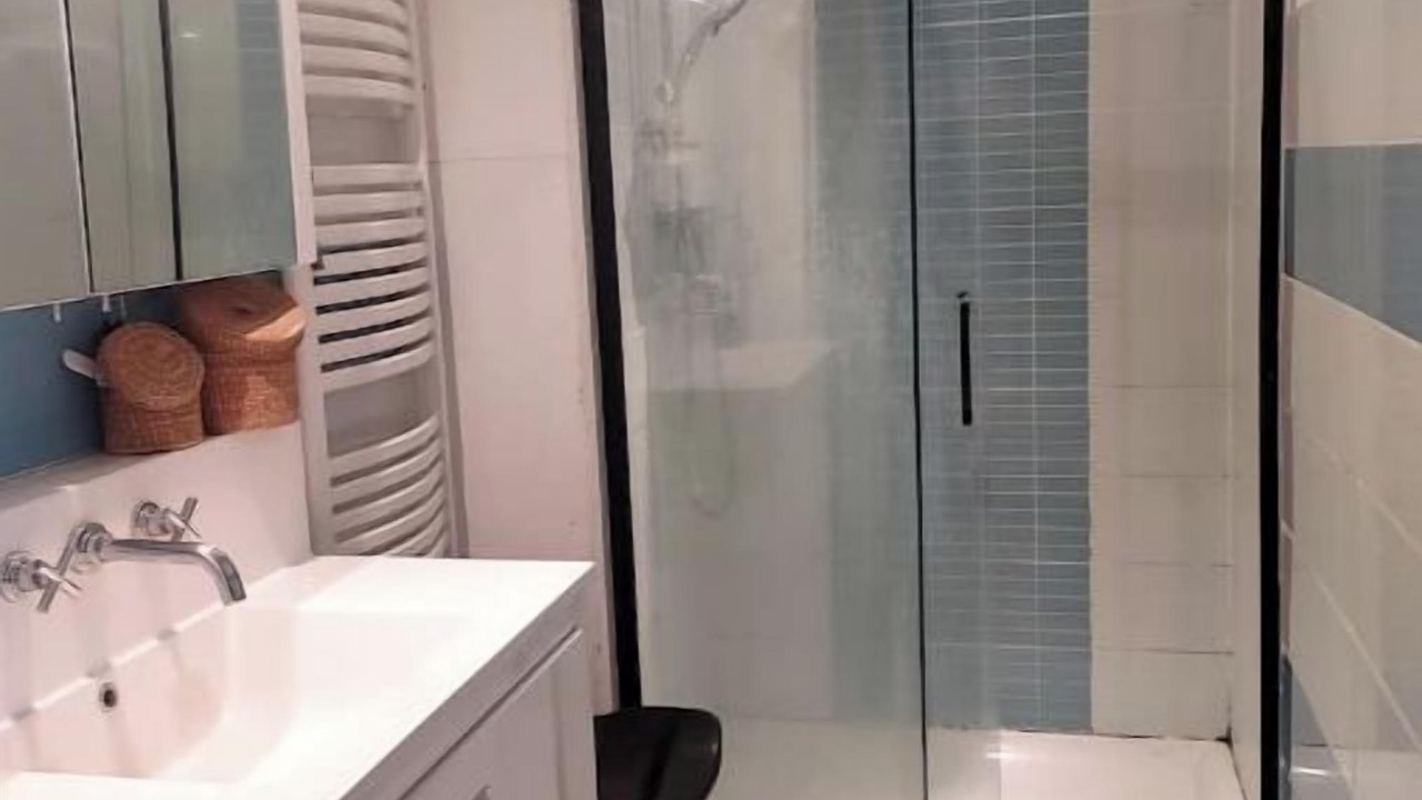 Photo of Bathroom in Bourgueil