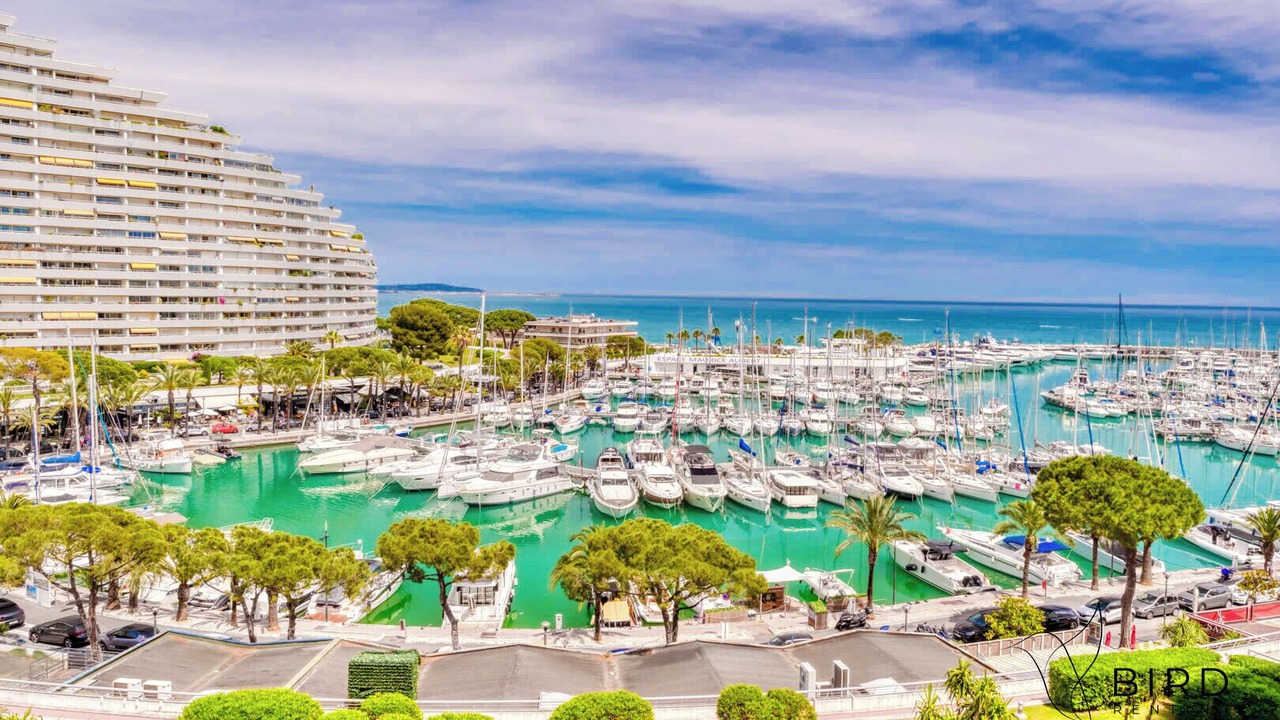 Photo of Others in Villeneuve Loubet Beach