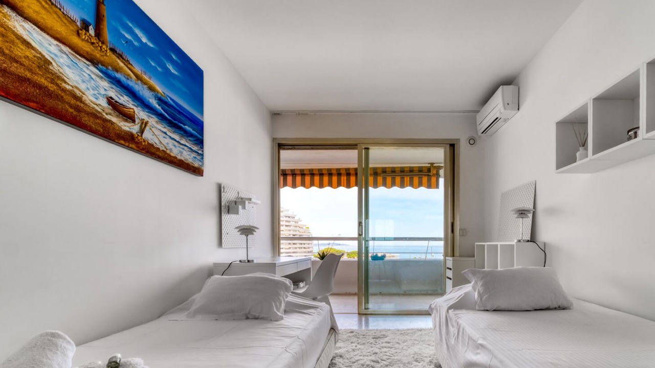 Photo of Bedroom in Villeneuve Loubet Beach