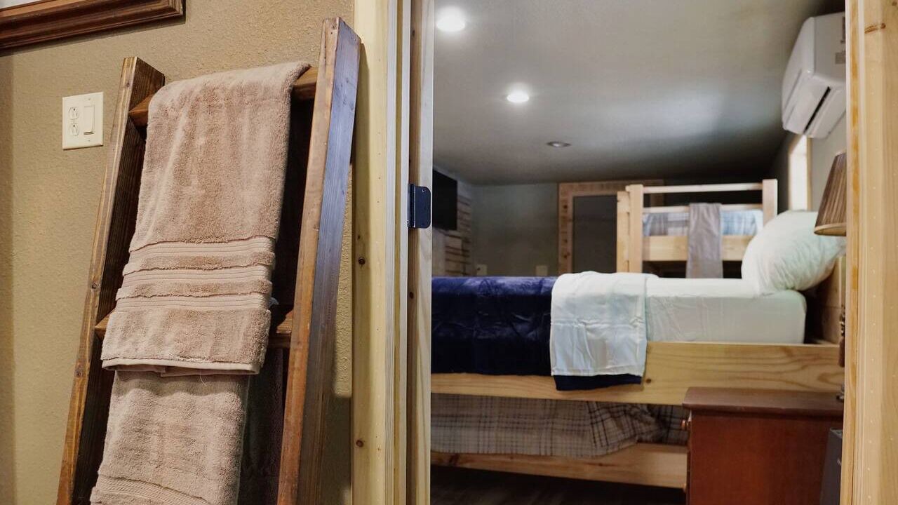 Photo of Bedroom in Pottsboro