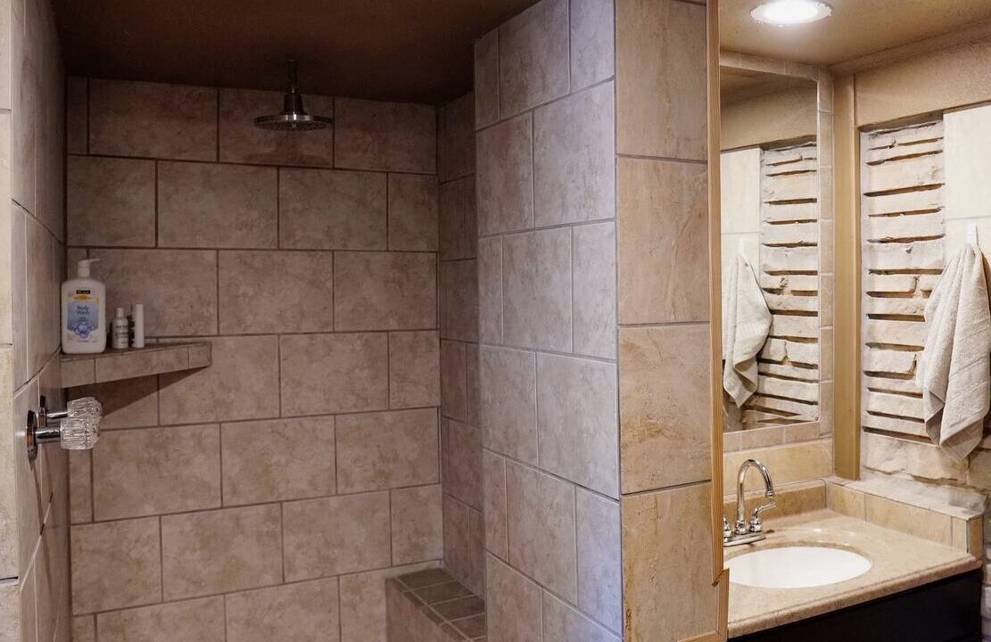 Photo of Bathroom in Pottsboro