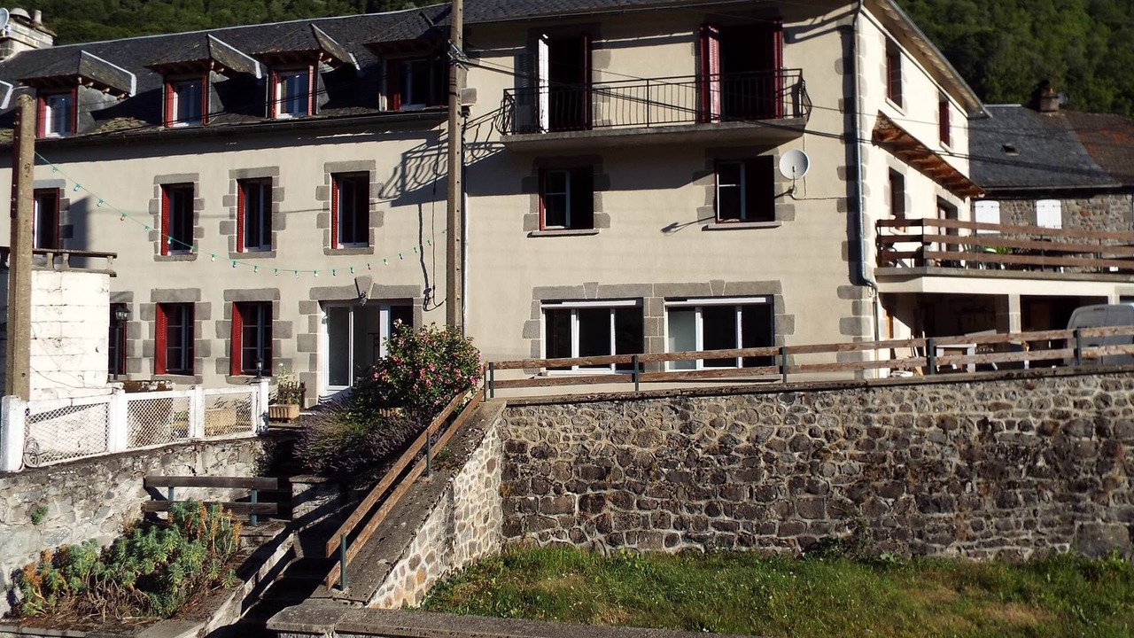 Photo of Others in Laveissiere