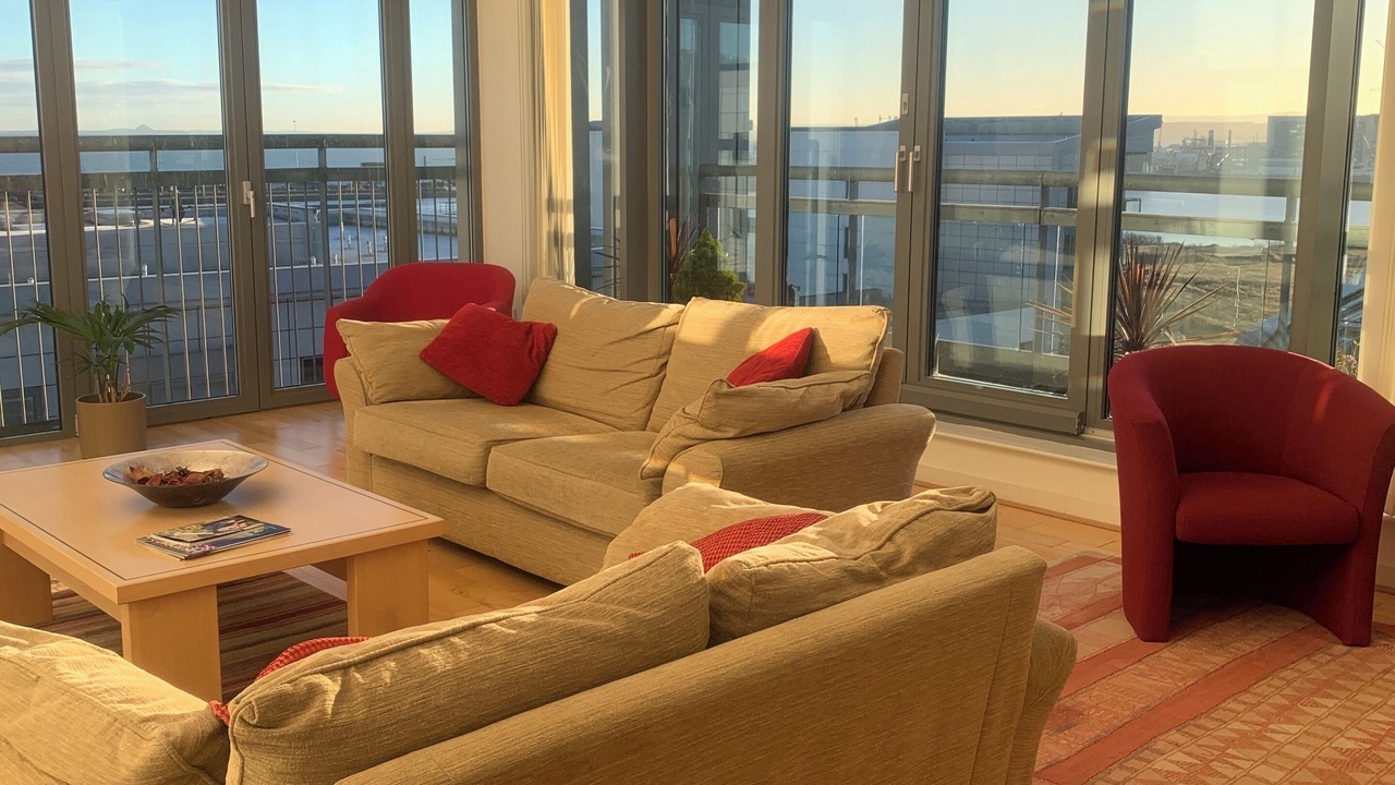 Photo of Livingroom in Newhaven