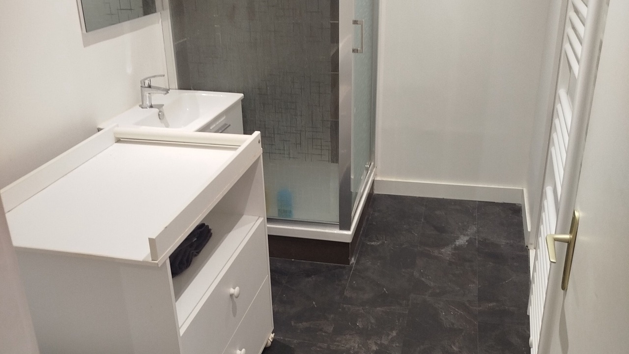 Photo of Bathroom in Montluel