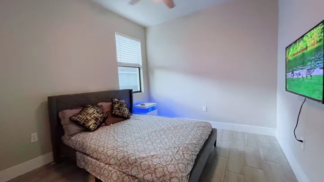 Photo of Bedroom in Sunshine
