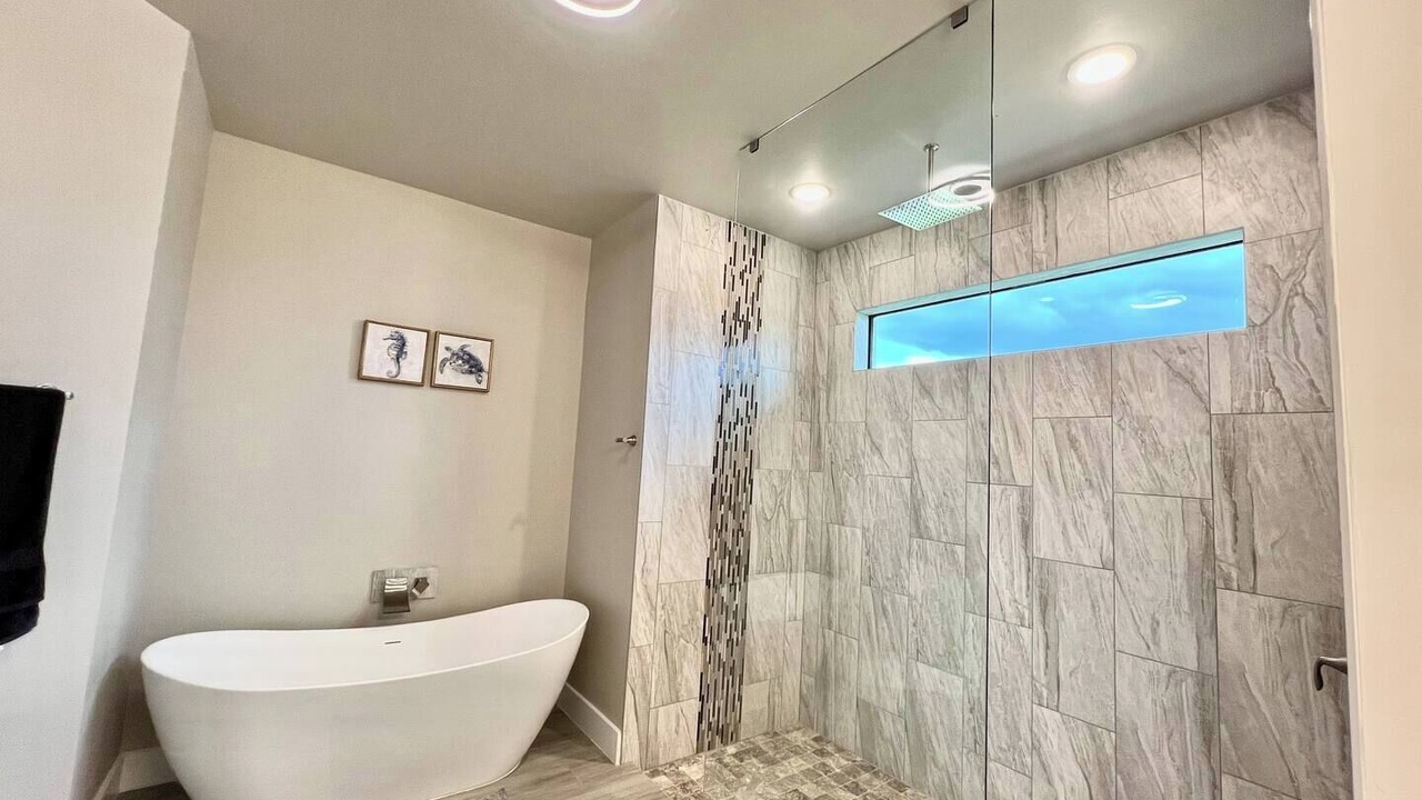 Photo of Bathroom in Sunshine