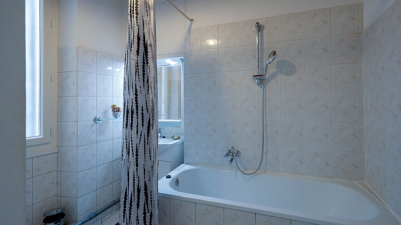 Photo of Bathroom in Lodi