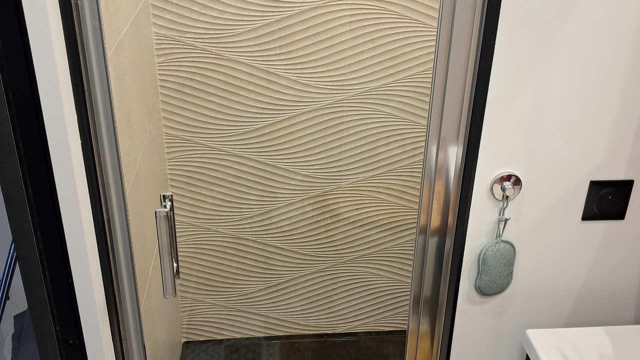 Photo of Bathroom in Pantin