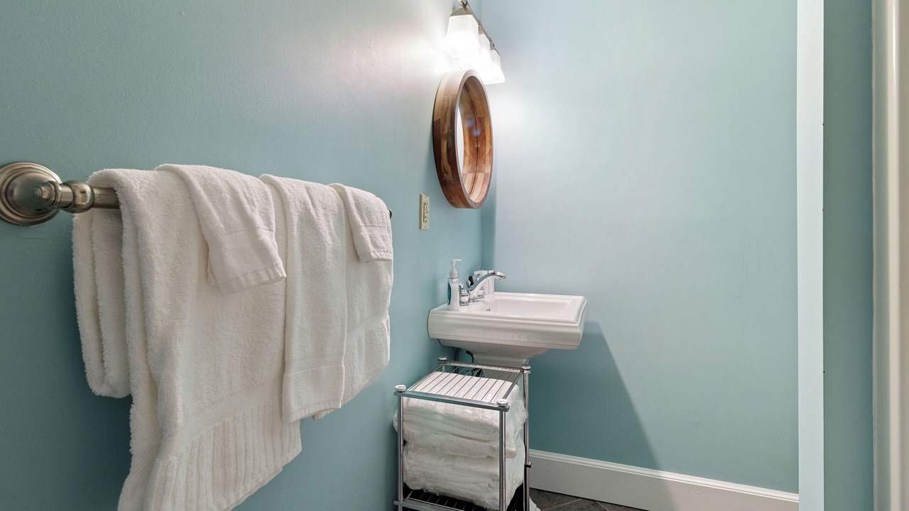 Photo of Bathroom in Edgecomb