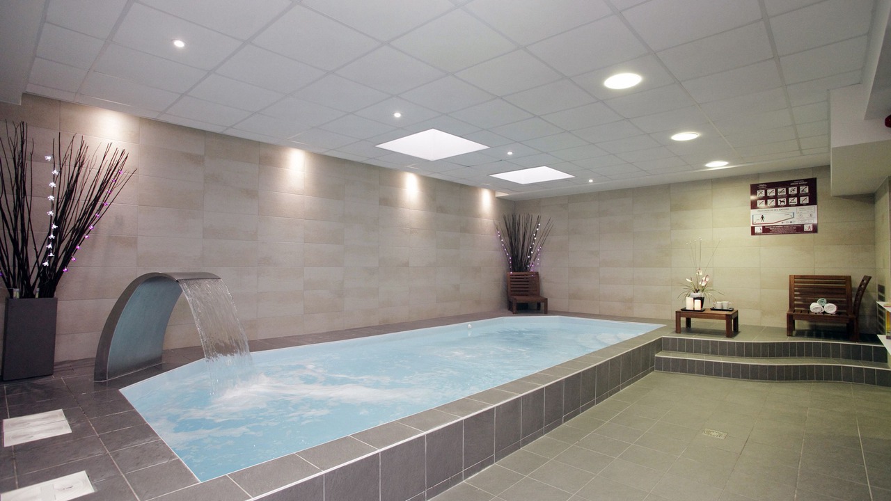 Photo of Others in Poincare